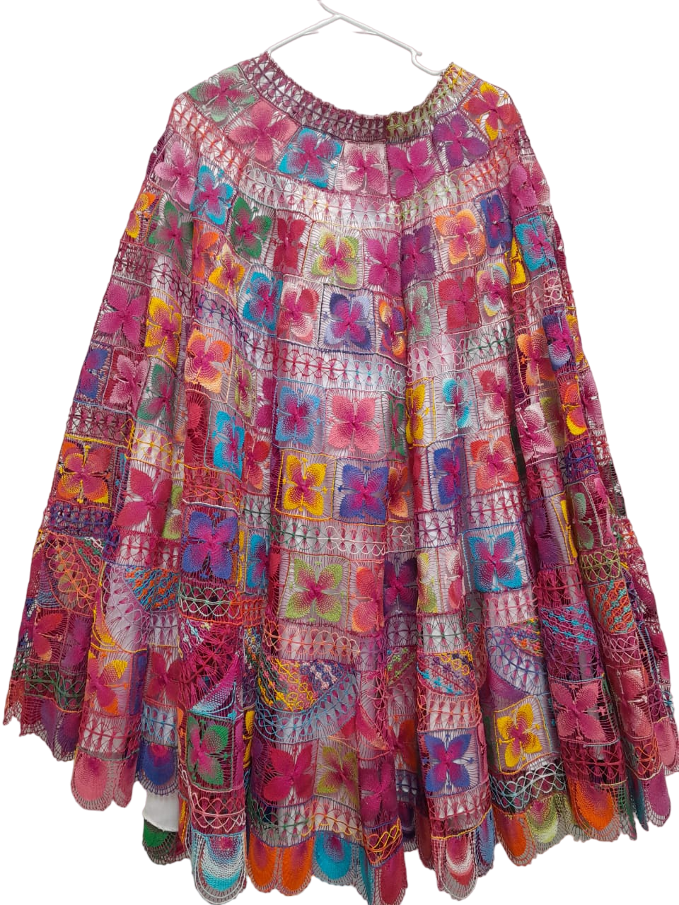 TRAJE TIPICO DE ÑANDUTI